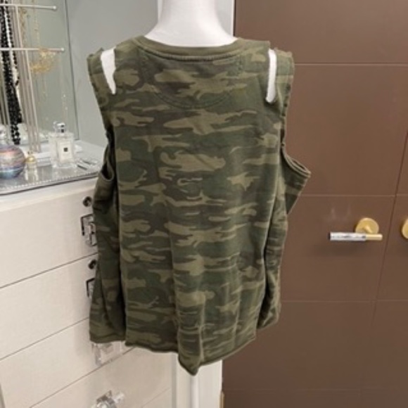 Sanctuary Cold Shoulder Came Sweater - Picture 5 of 6